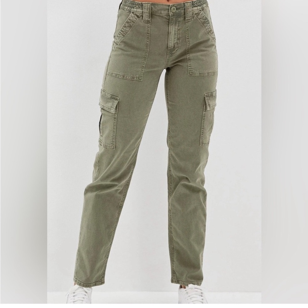 American eagle stretch cargo pants